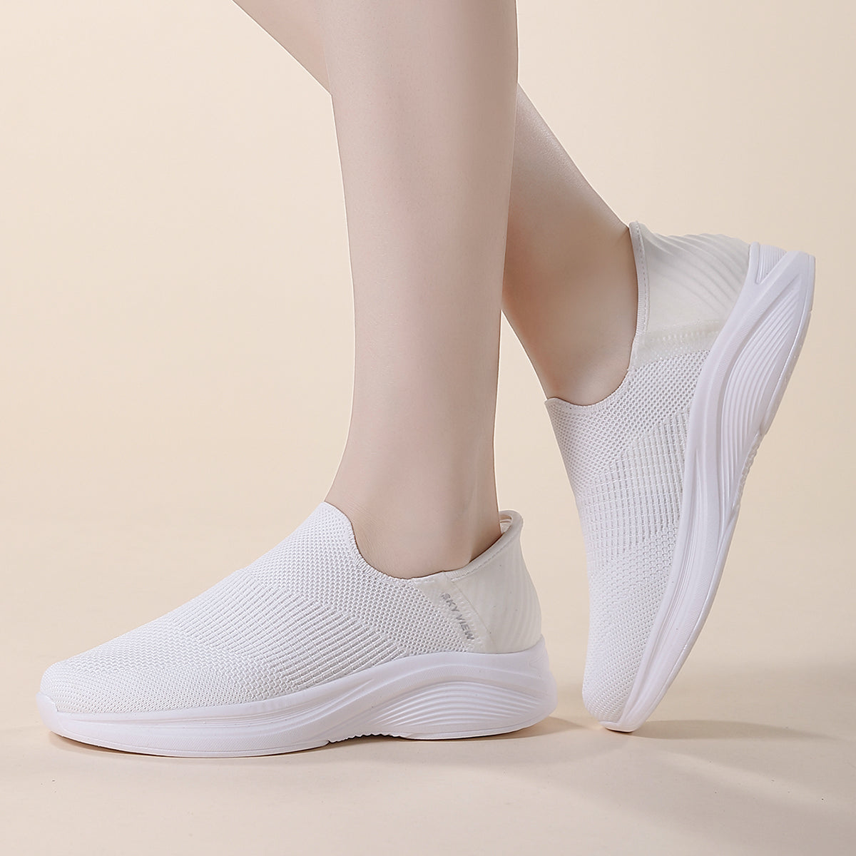 Women's Breathable Flexible Lightweight Casual Sporty Slip-Ons - B32825