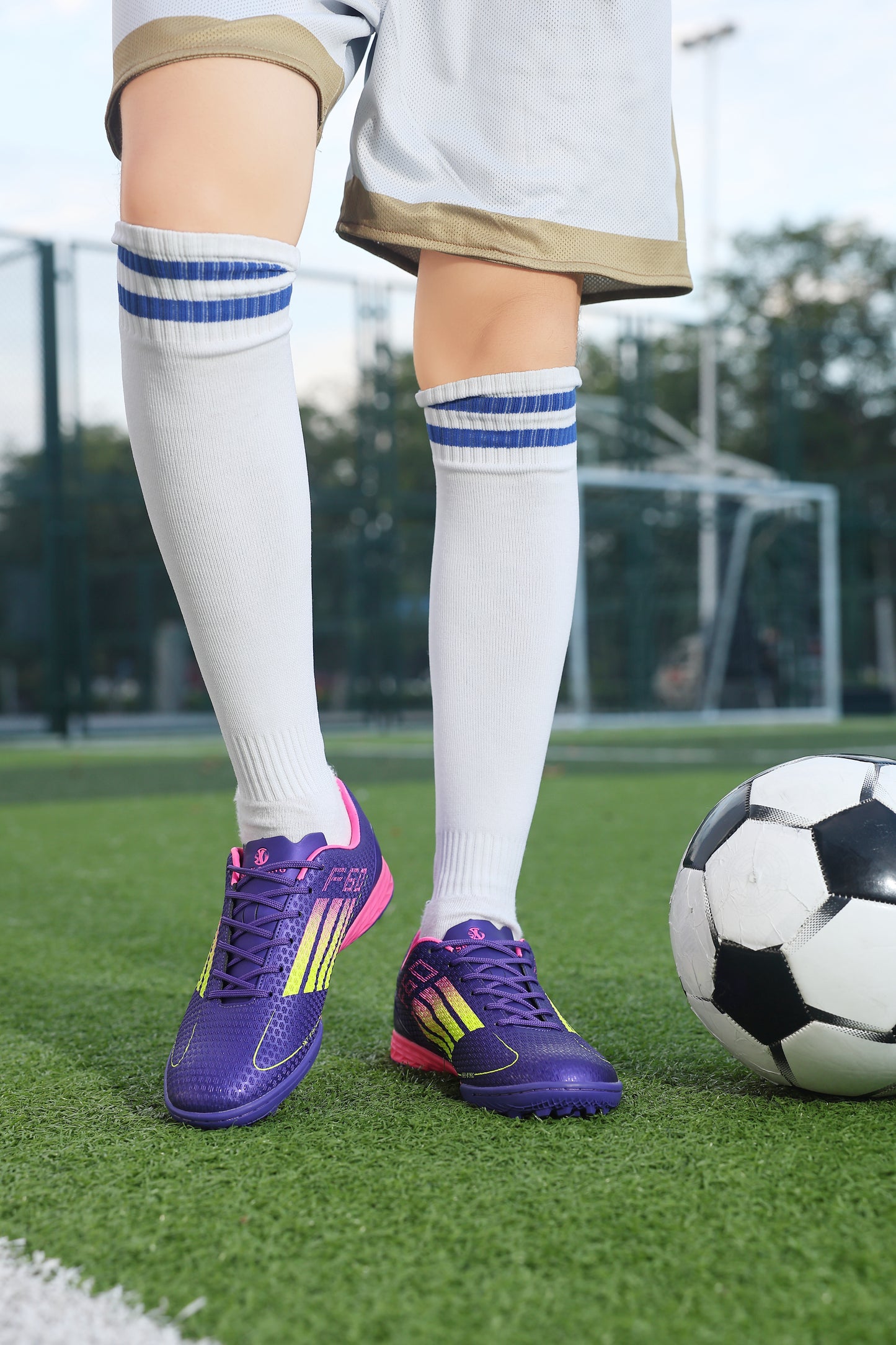 حذاء كرة القدم SwiftWing للناشئين