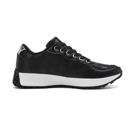 حذاء رياضي نسائي UrbanLuxe