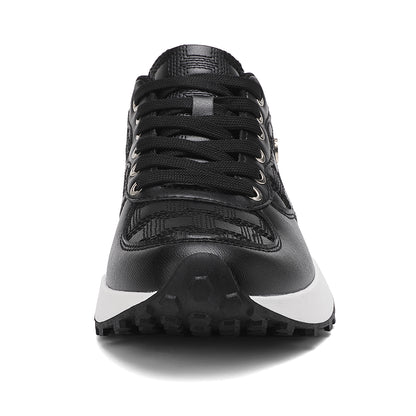 حذاء رياضي نسائي UrbanLuxe